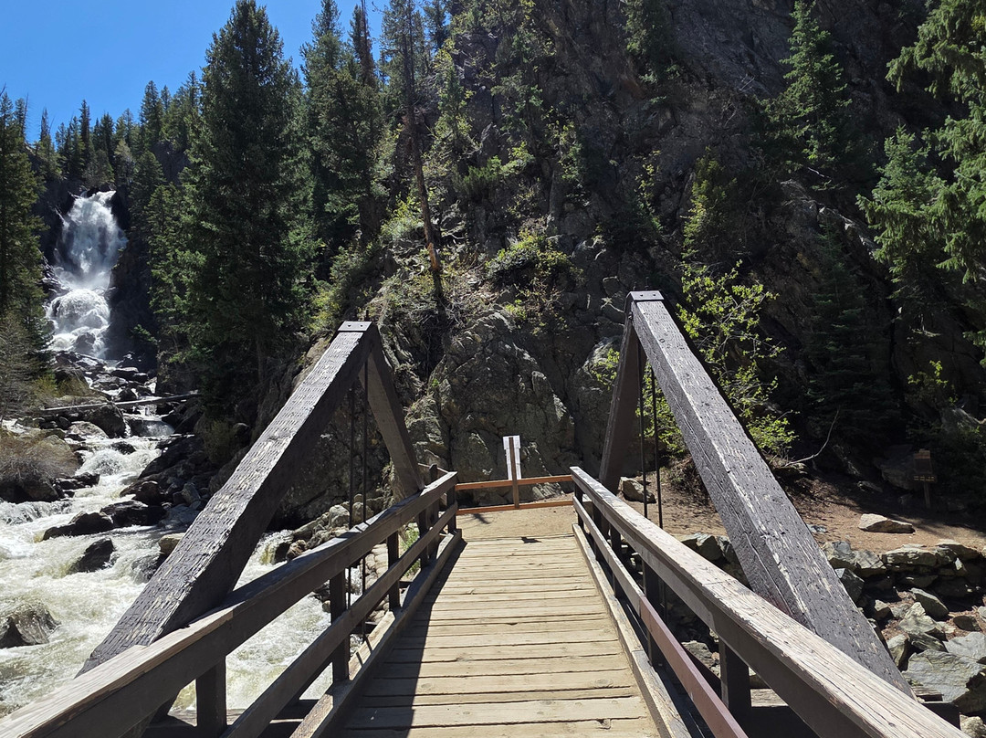 Fish Creek Falls-斯廷博特斯普林斯必去景点