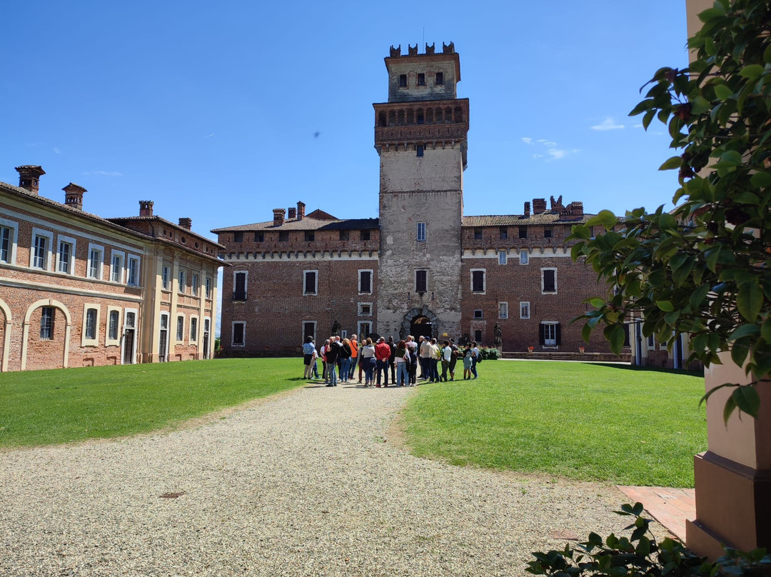 Castello Di Chignolo Po-Chignolo Po必去景点
