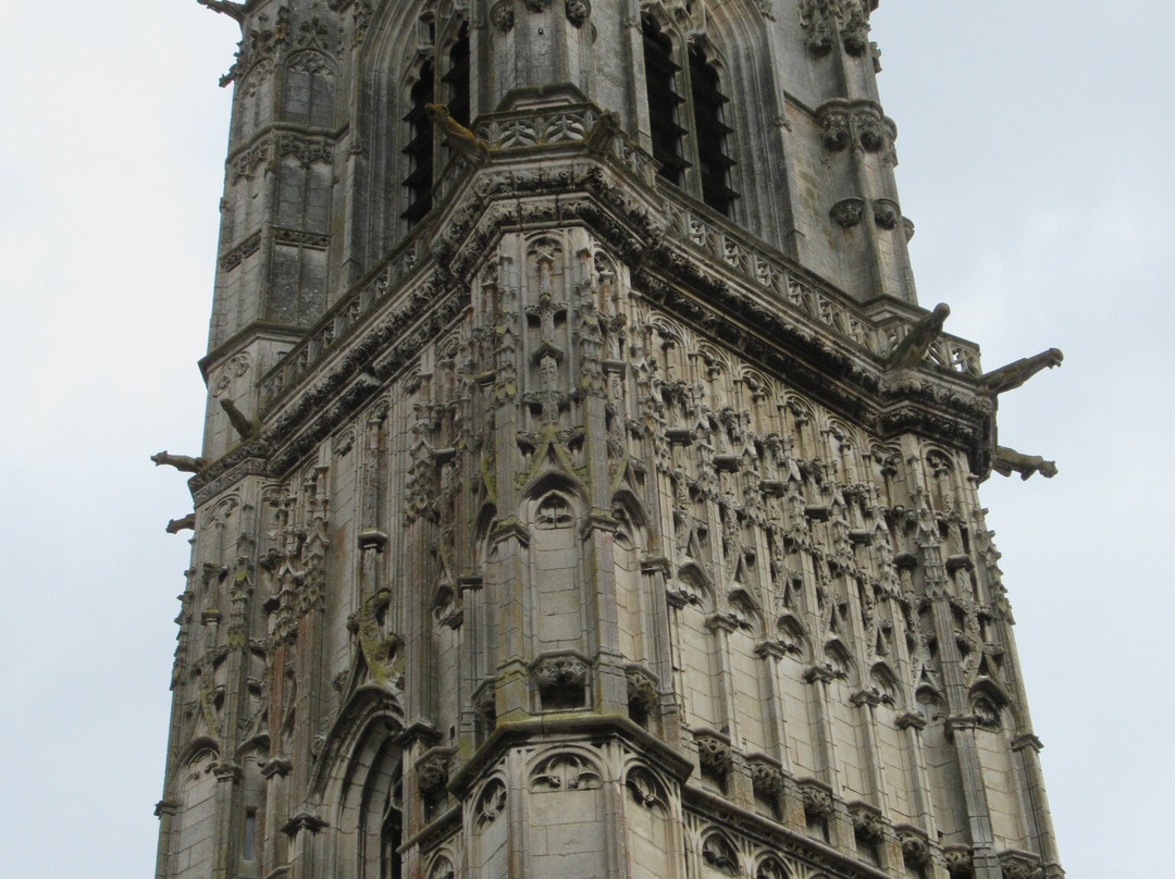 Collégiale Saint-Martin-Clamecy必去景点