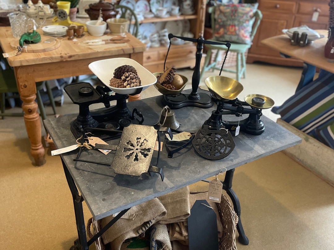 Old Bridge Antiques Centre-比迪福德必去景点
