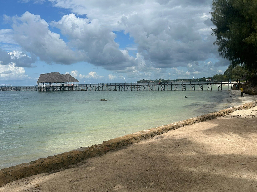 Paradise Beach Resort & Spa主图