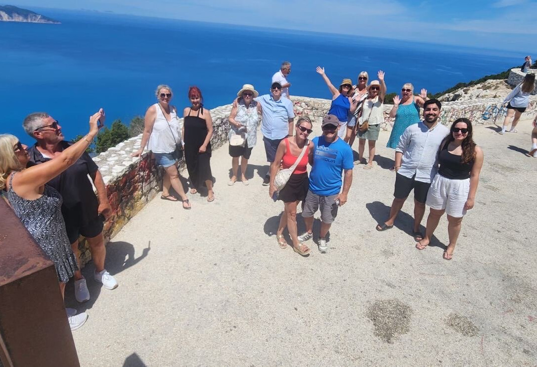 Kefalonia Excursions-阿尔戈斯托利翁必去景点