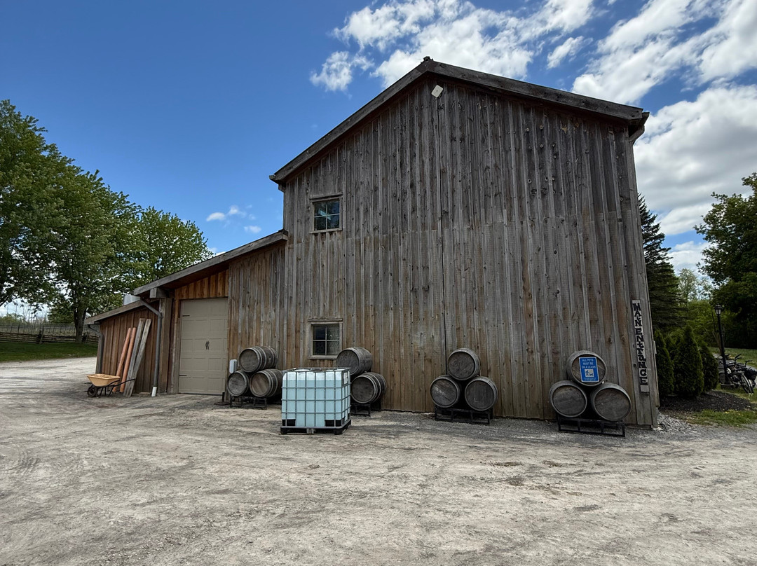 Tina's Wine Tours-Prince Edward必去景点