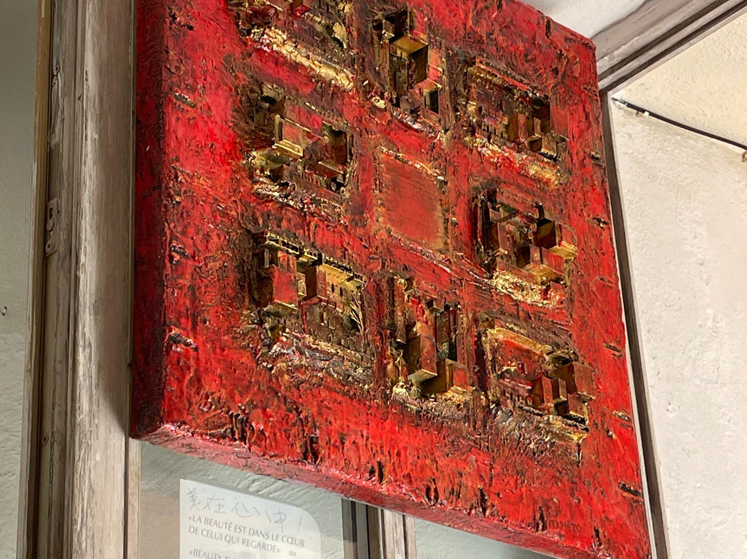 Art Gallery Contemporary Tapiézo-Roussillon必去景点