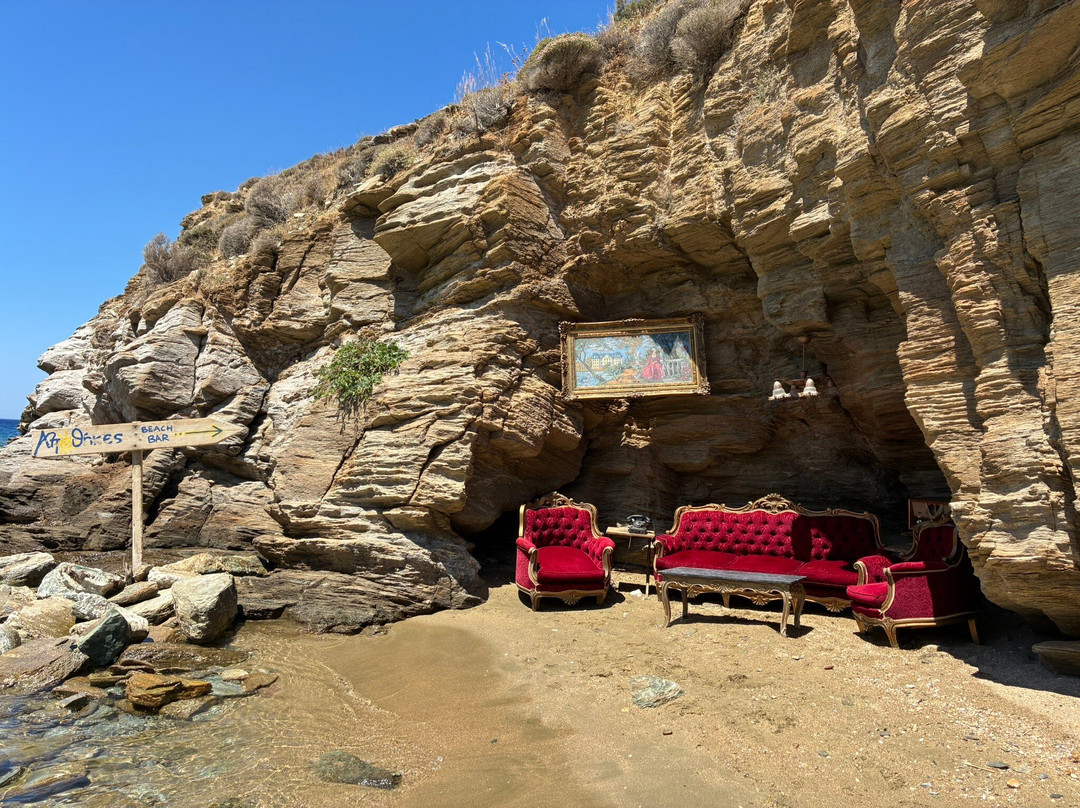 Apothikes Beach