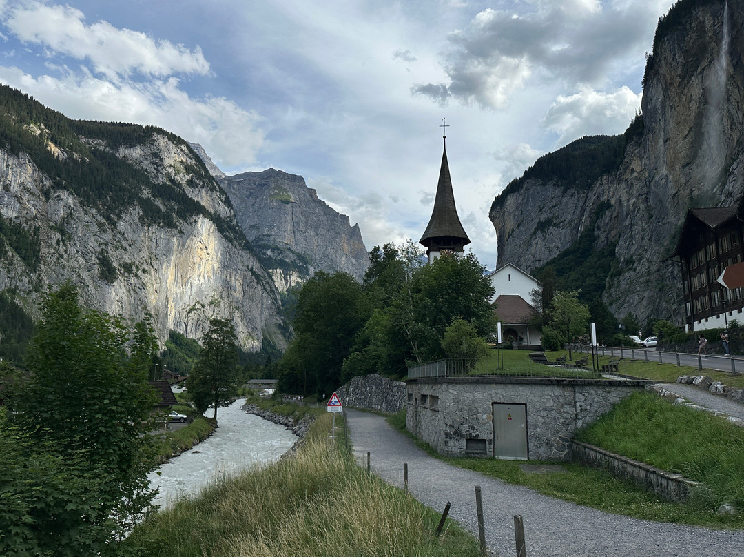 Lauterbrunnen Church-劳特布龙嫩必去景点