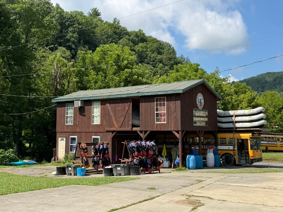 Big Bear Rafting-Hartford必去景点