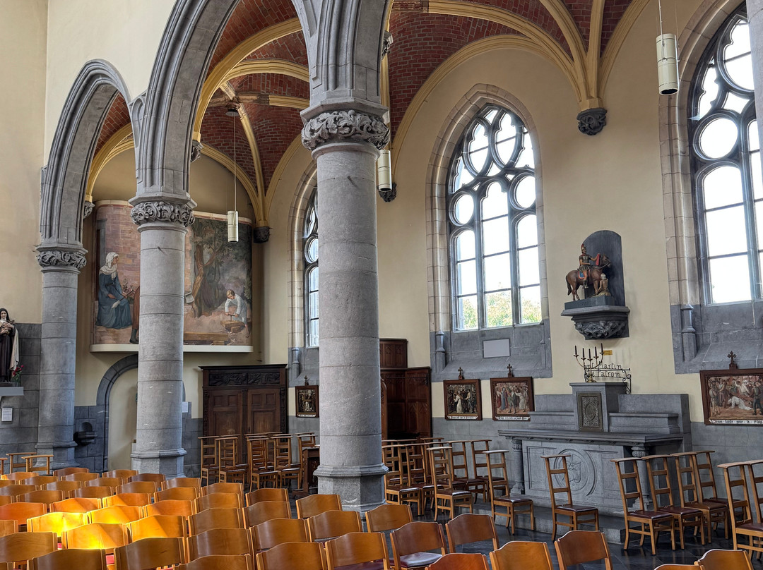 Collégiale Saint-Hadelin de Visé-Vise必去景点