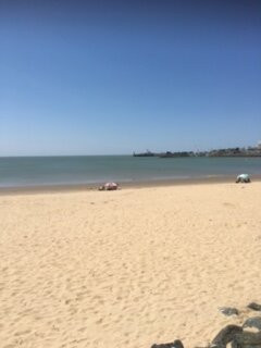 Plage de la Grande Conche-鲁瓦扬必去景点
