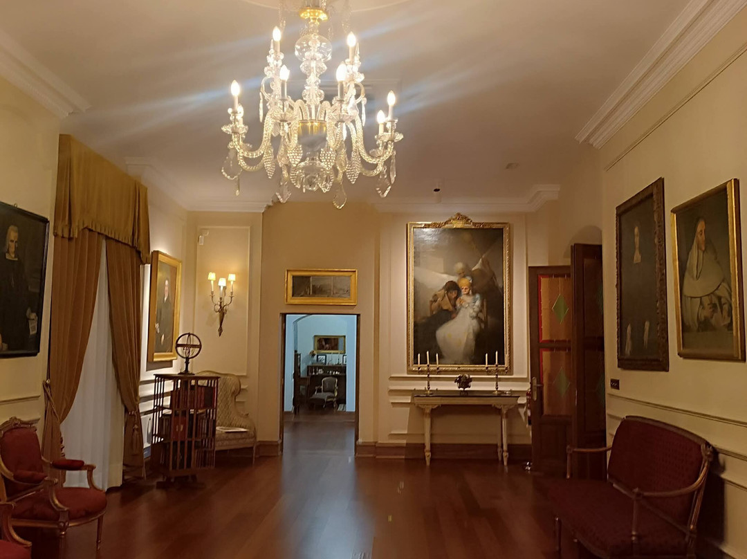 Palace de los Golfines de Abajo-卡塞雷斯必去景点