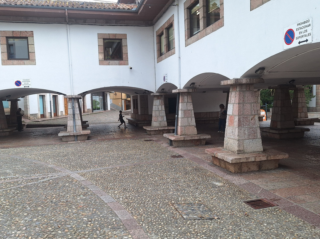 Dominical Market-Cangas de Onis必去景点
