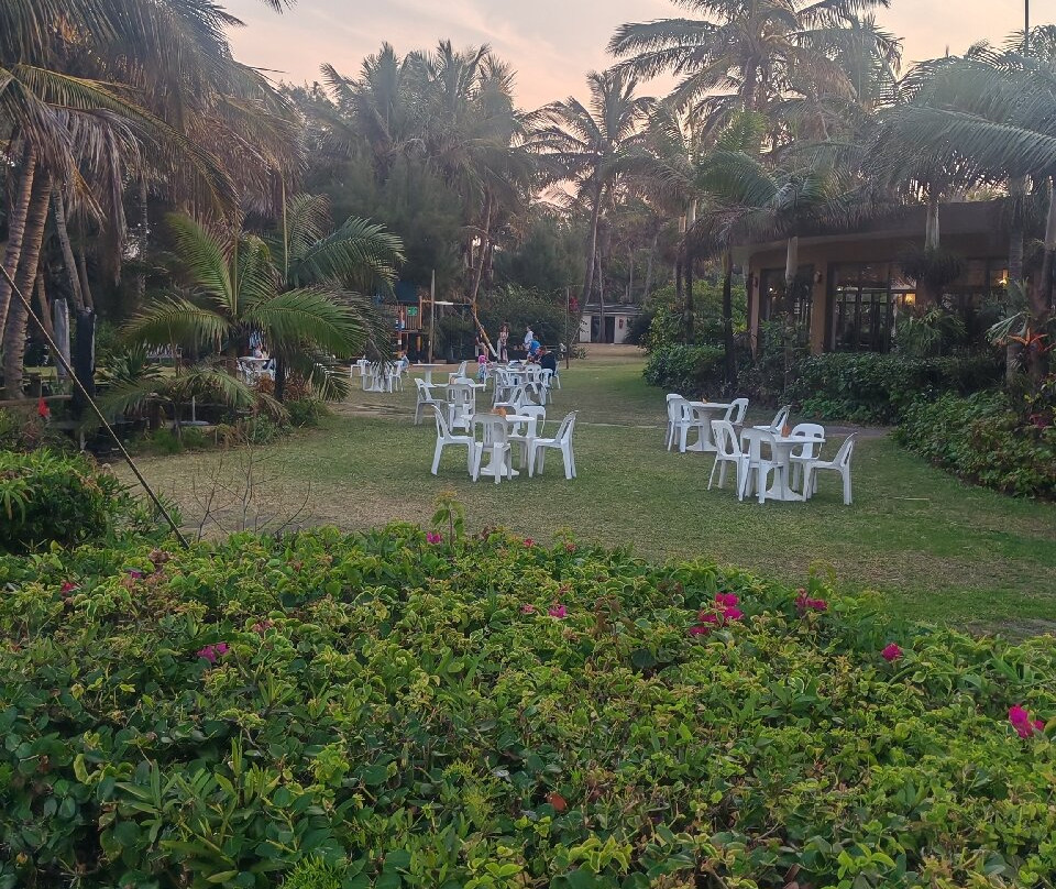 Salt Rock Hotel and Beach Resort主图