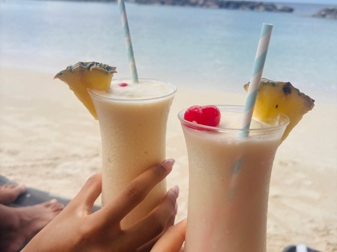 阿维拉海滩酒店主图