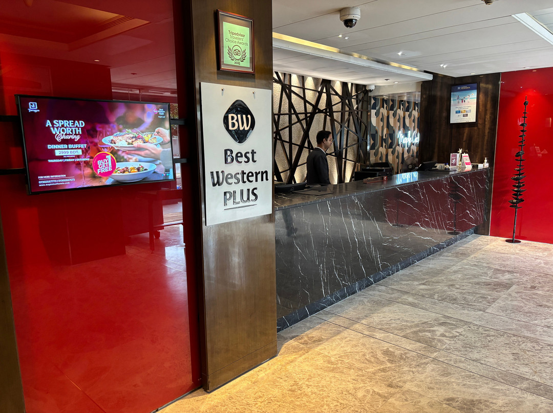 贝斯特韦斯特优质枫叶酒店主图