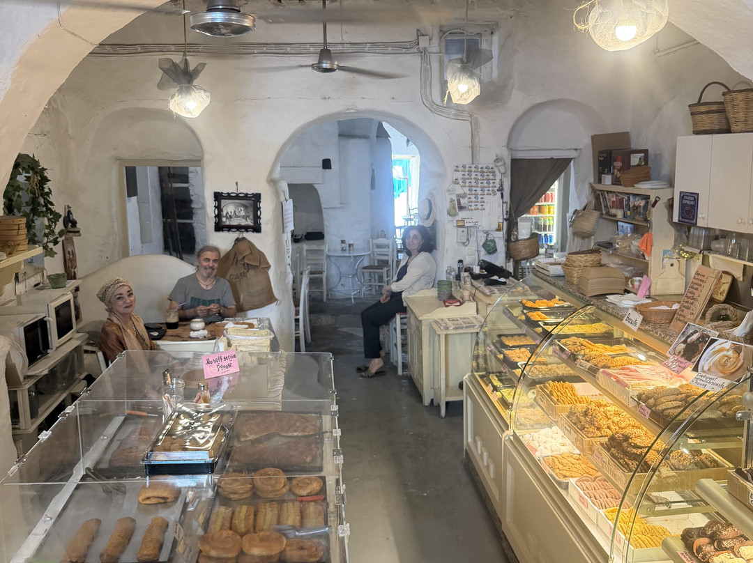 Gioras Wood Medieval Mykonian Bakery-米克诺斯镇必去景点