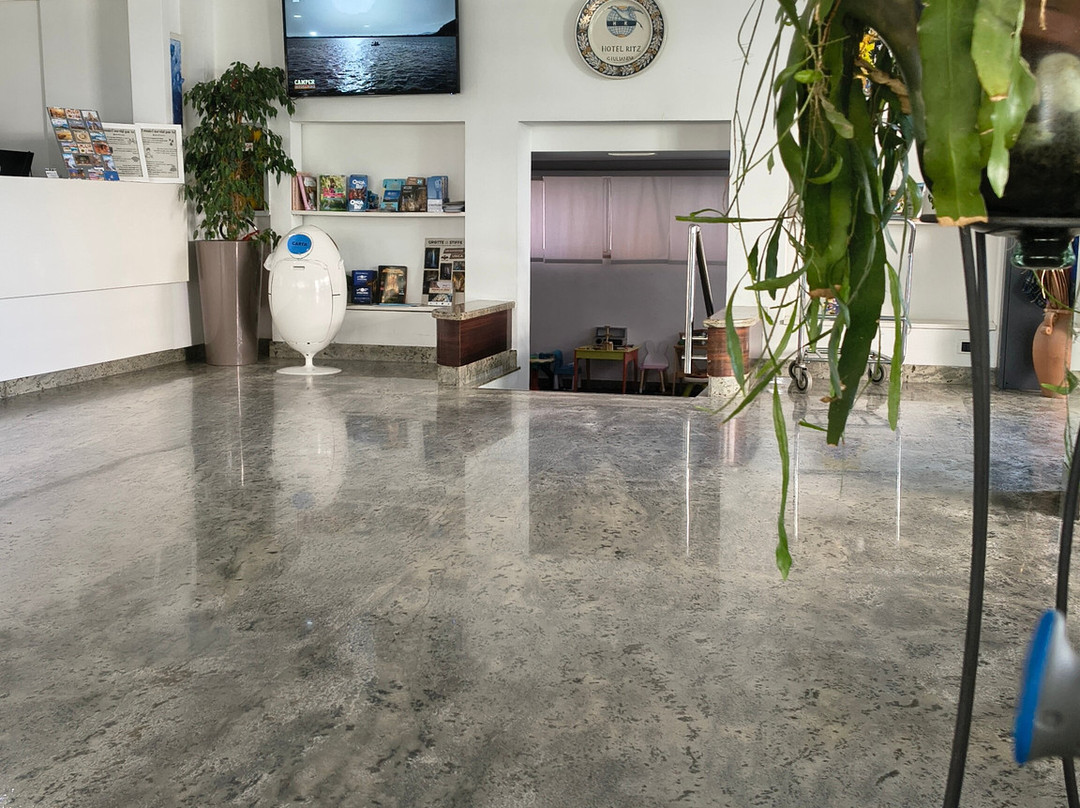 泽尼特酒店主图