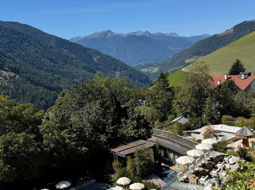Familyhotel Sonnwies Dolomites主图