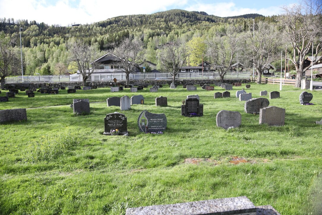 Le cimetière de Torpo (Torpo kyrkjegard)-Torpo必去景点