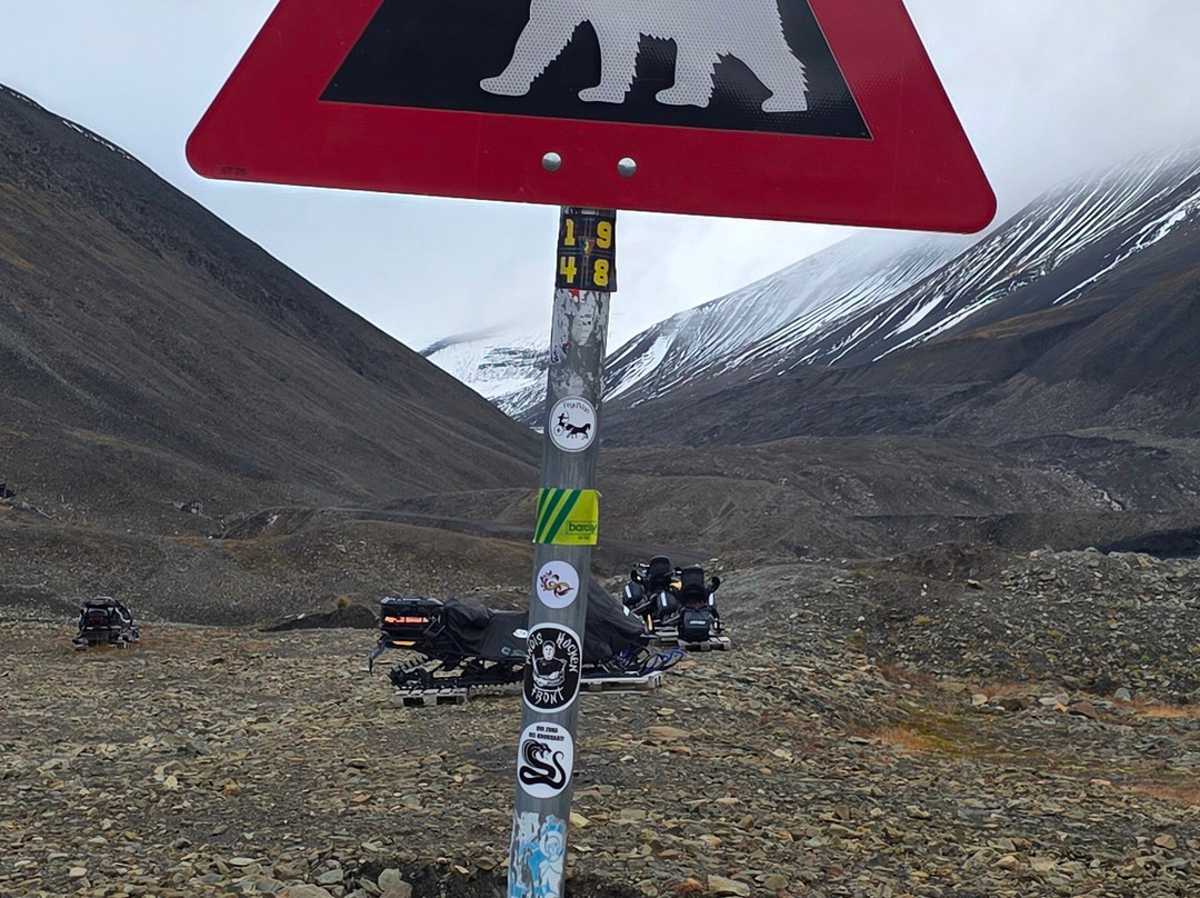 Svalbard Experts-朗伊尔城必去景点