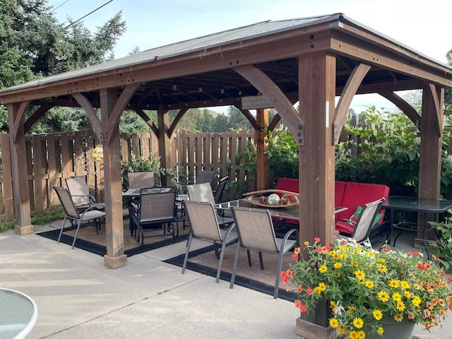 Story Pines Inn, LLC主图