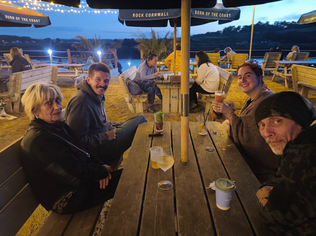 Gilbert's Beach Bar And Kitchen
