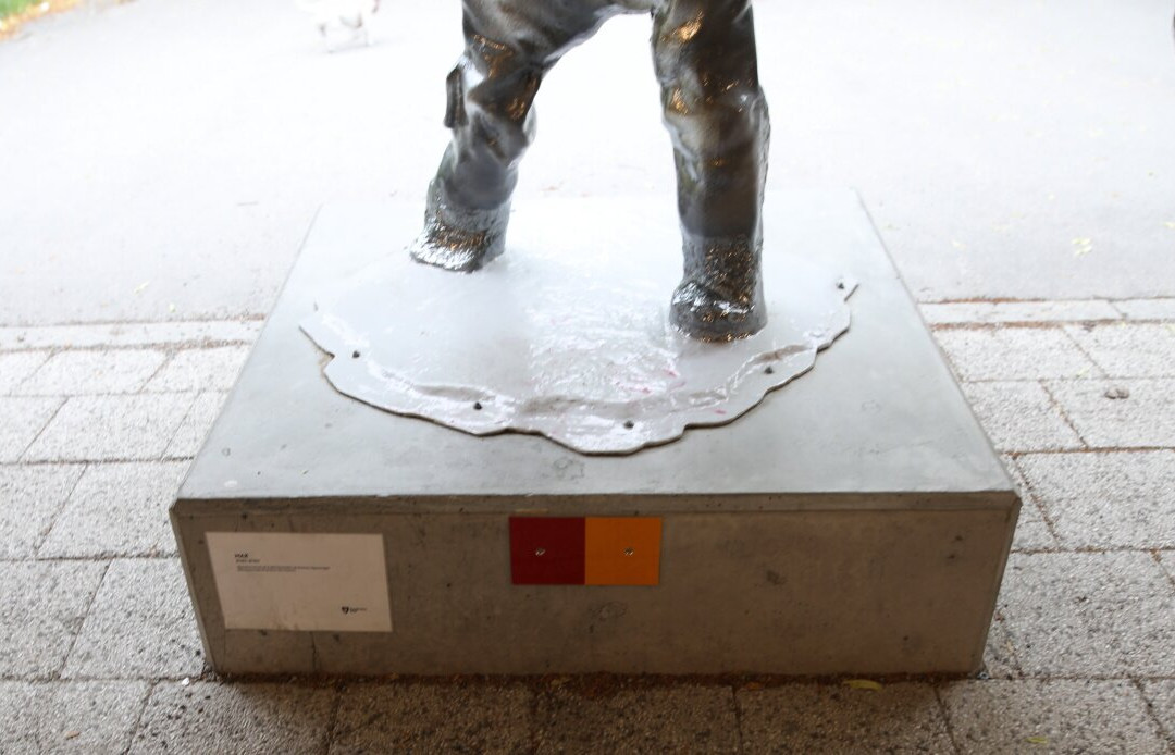 La sculpture « Max »-Skärholmen必去景点