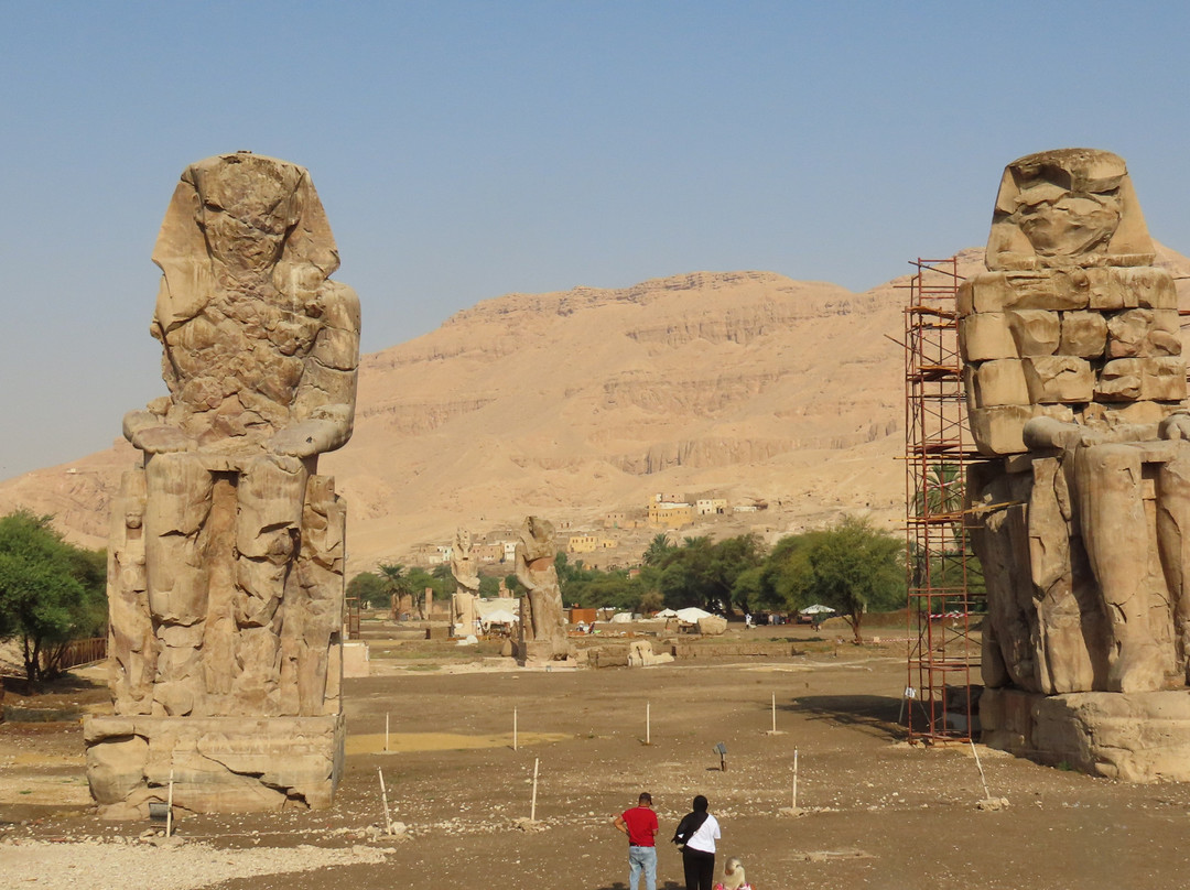 Colossi of Memnon-卢克索必去景点