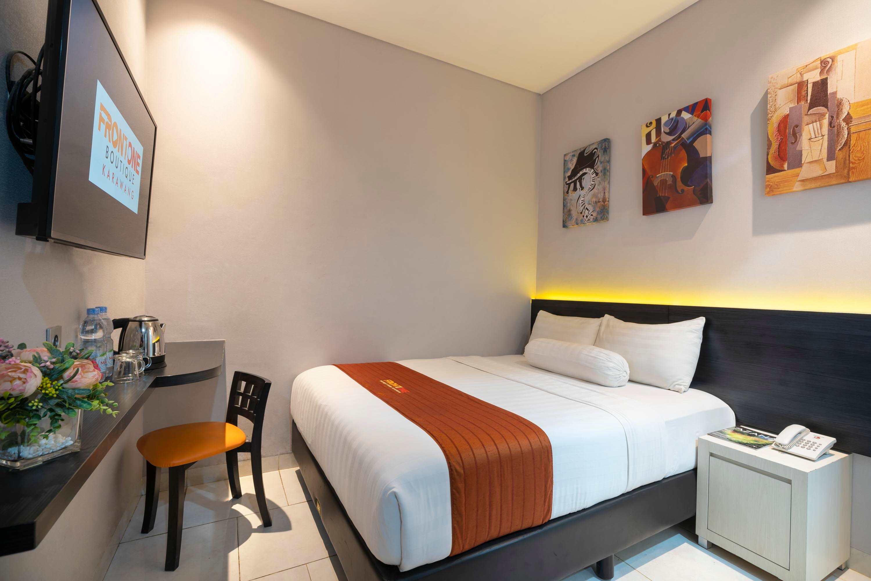 Front One Boutique Karawang-官方