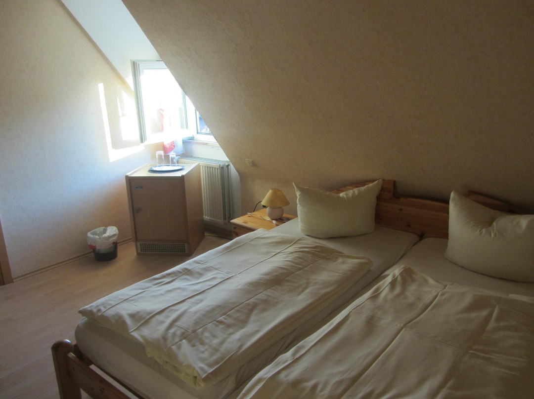 Zum Knurrhahn Hotel-Restaurant