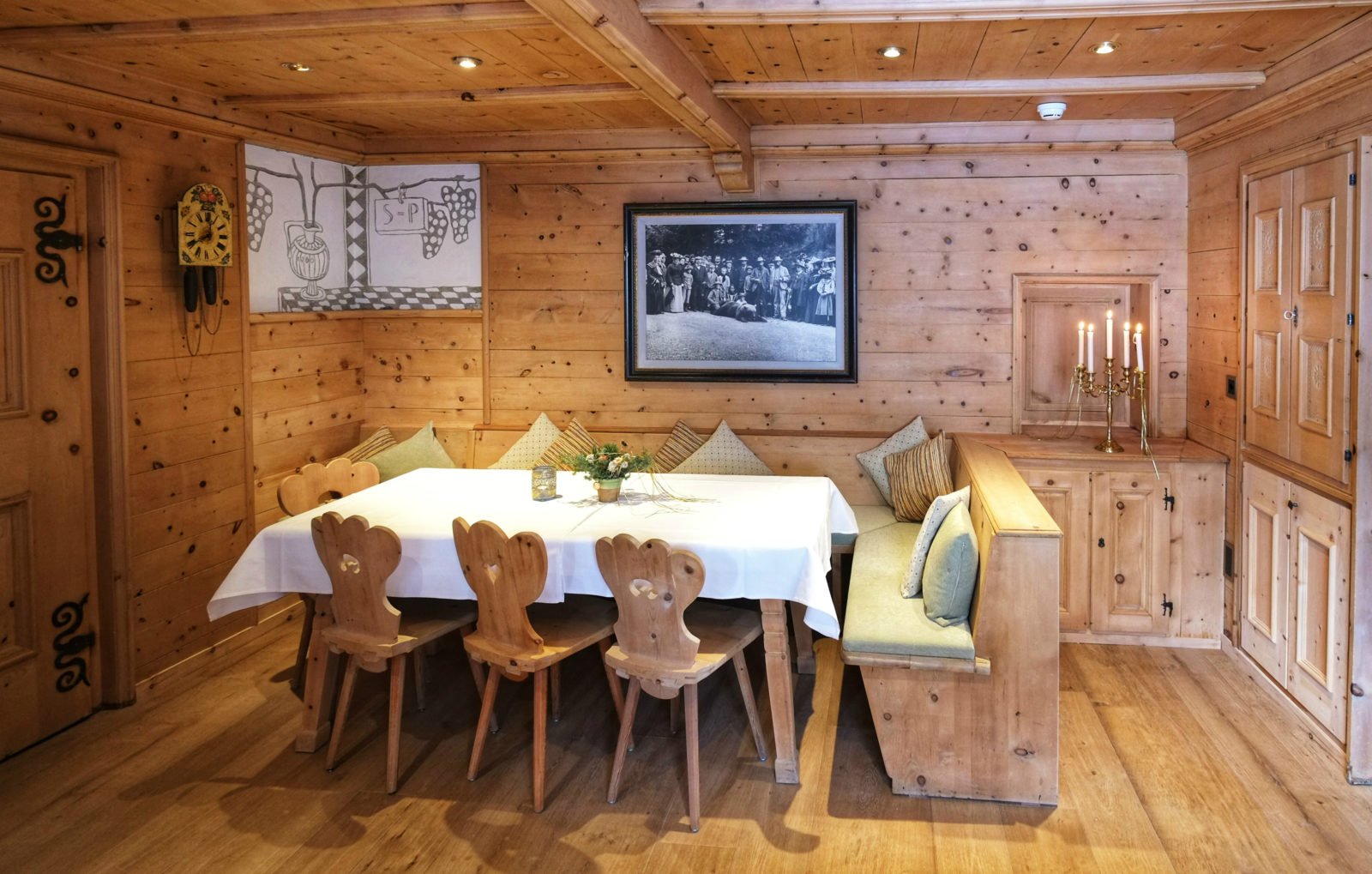 Landgasthof Crusch Alba ed Alvetern-餐饮