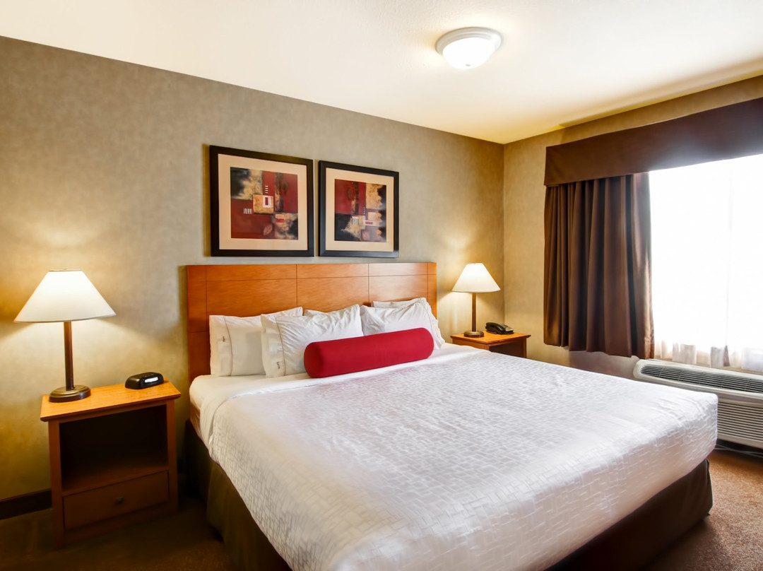 Clarion Pointe主图