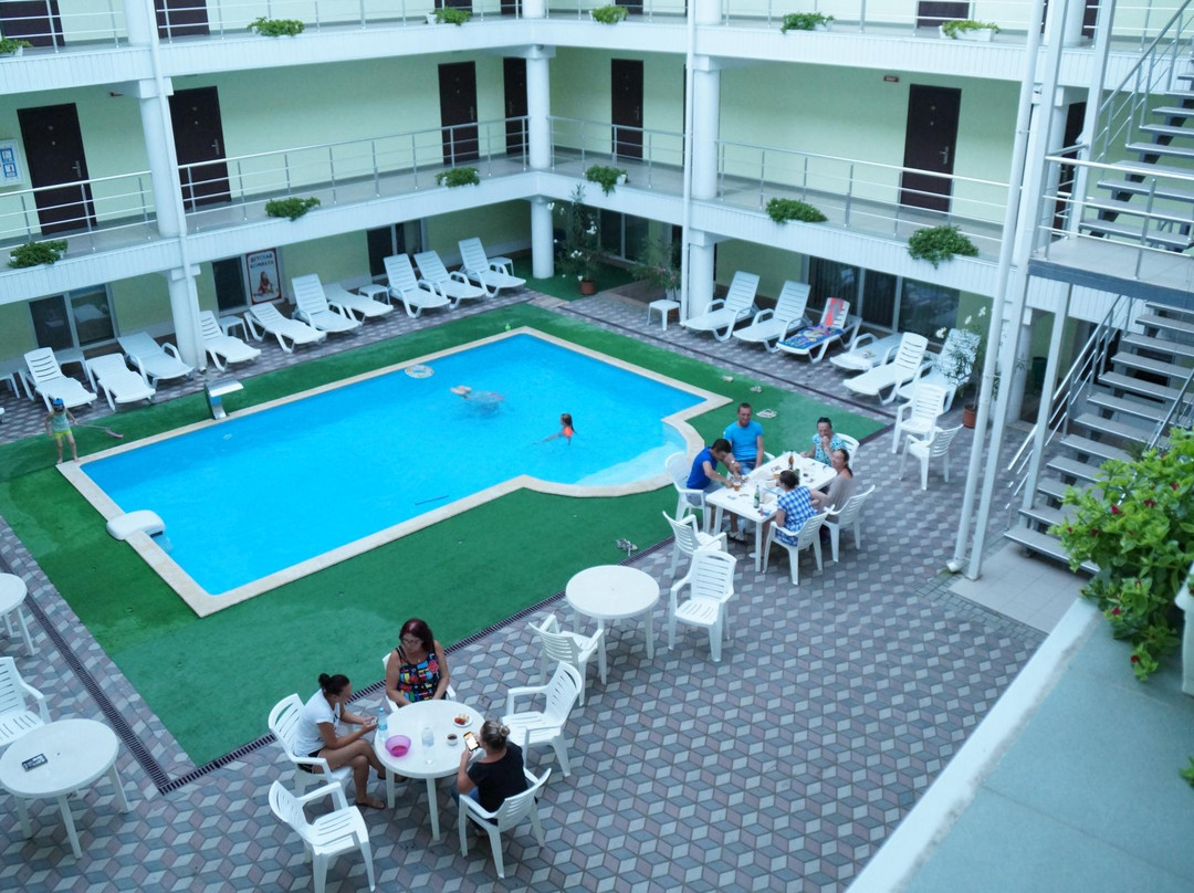 Na Eskadronnoy Resort