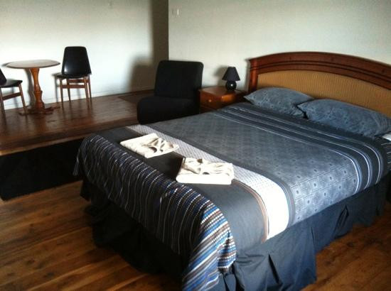 Heritage Motel & Restaurant