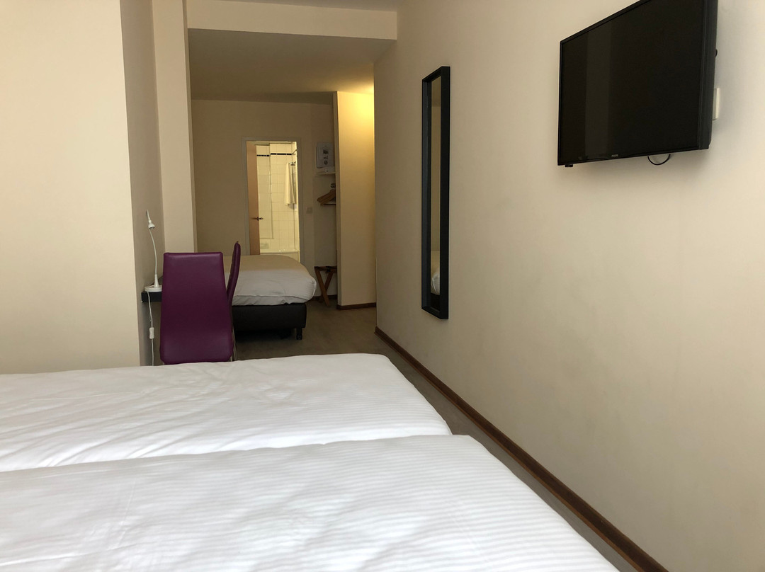 Slina Hotel