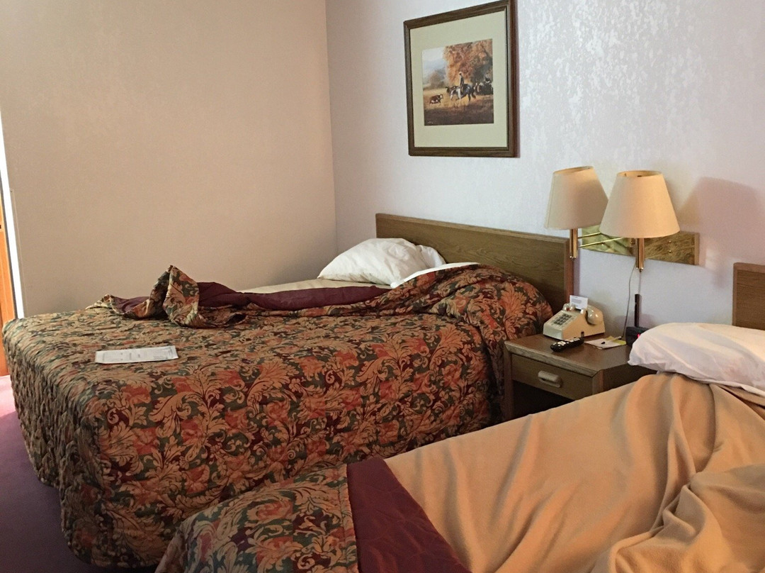 Porcupine酒店住宿-Best Value Cross Roads Inn