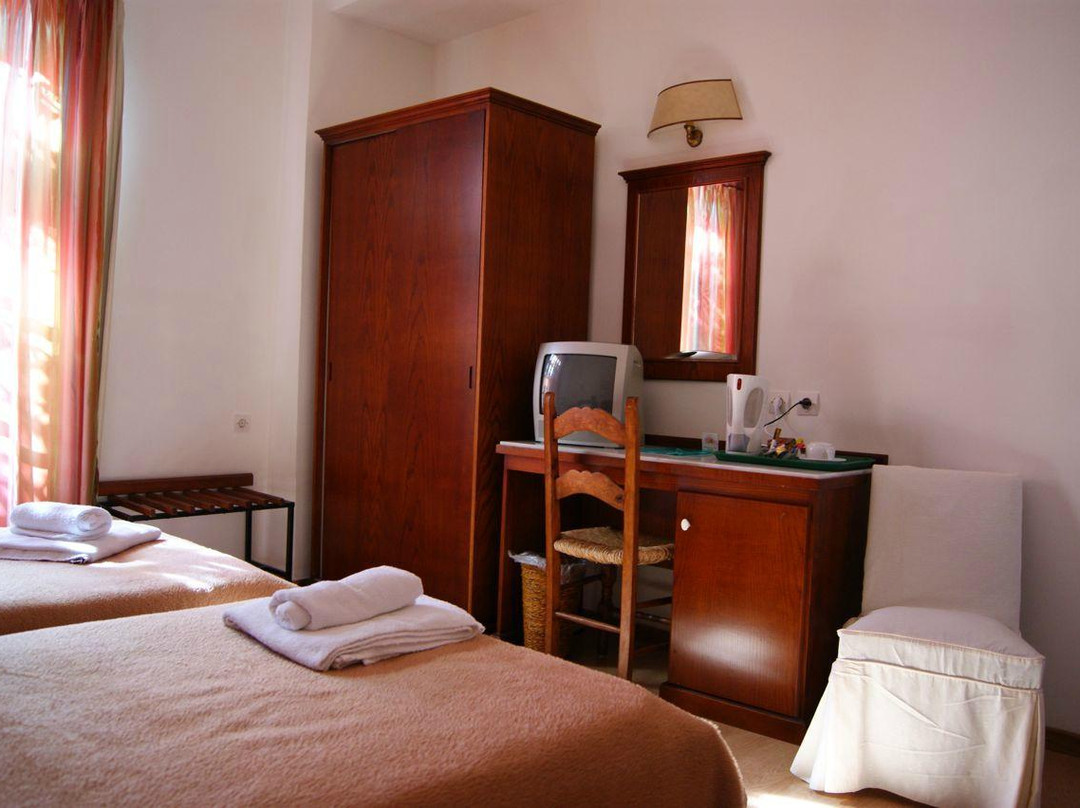 Flokas酒店住宿-珀普洛斯酒店