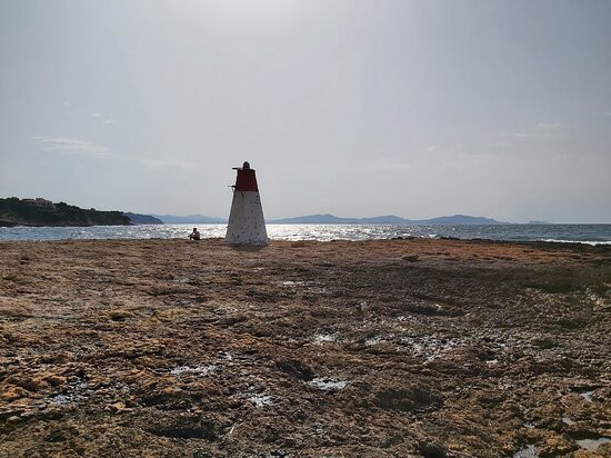 阿瑞那别墅酒店主图