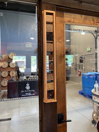 New World Distillery景点图片
