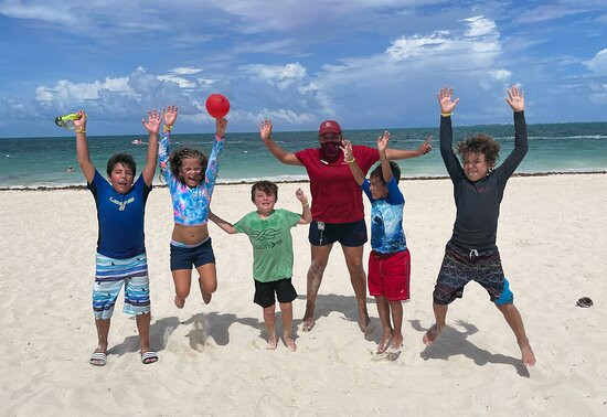 Majestic Elegance Costa Mujeres主图