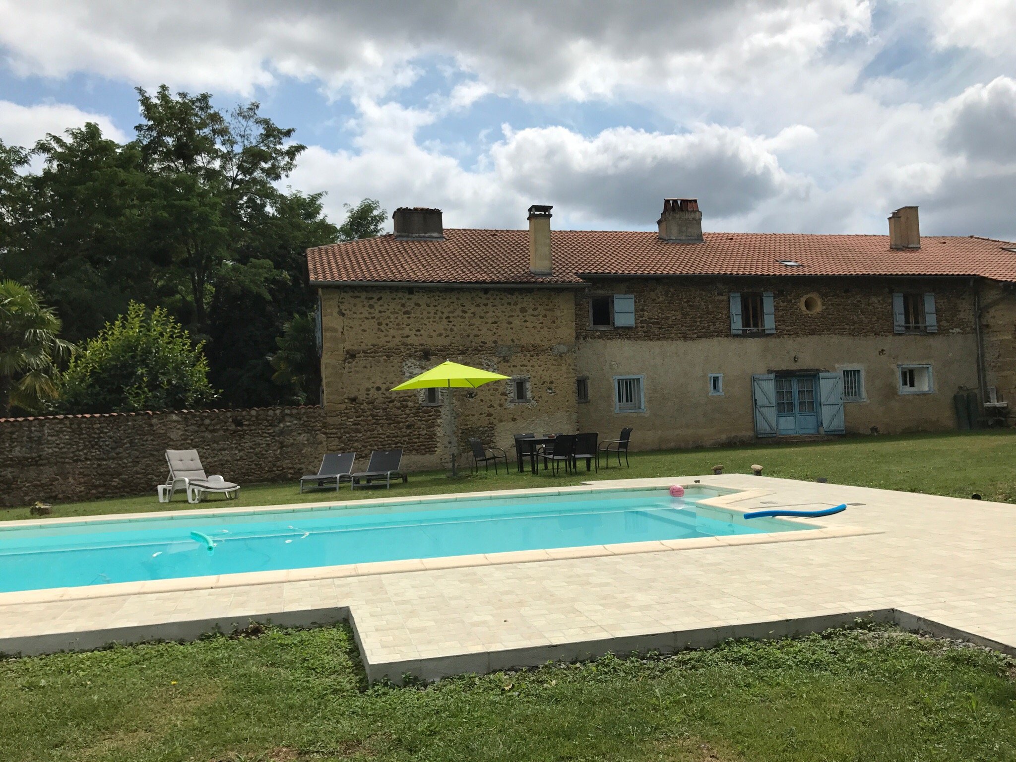 Le Clos Galan-官方