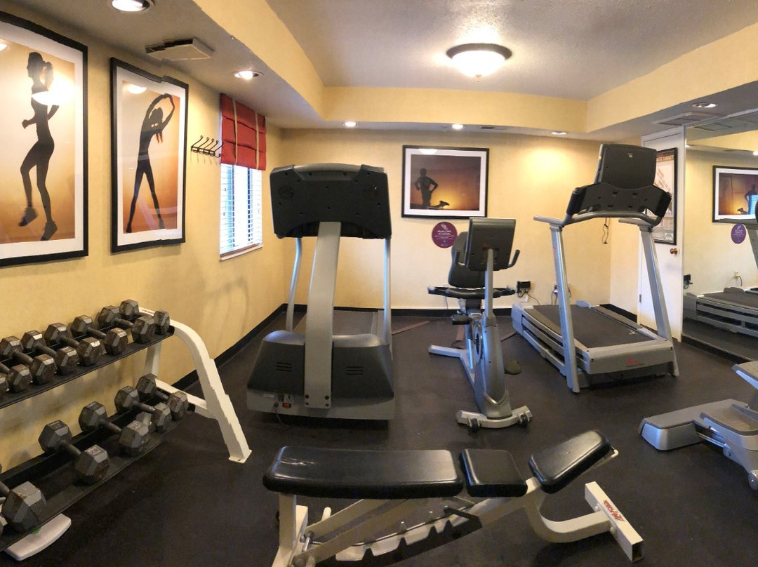 Residence Inn Kalamazoo East主图