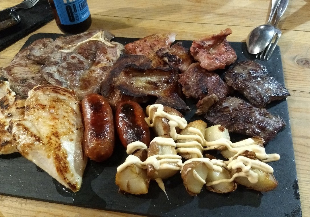La Santa Beer & Grill