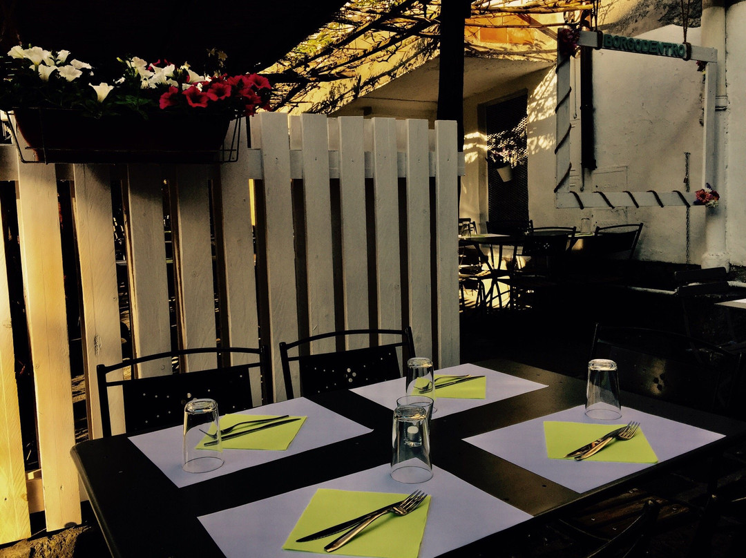 Osteria Del Borgo Dentro