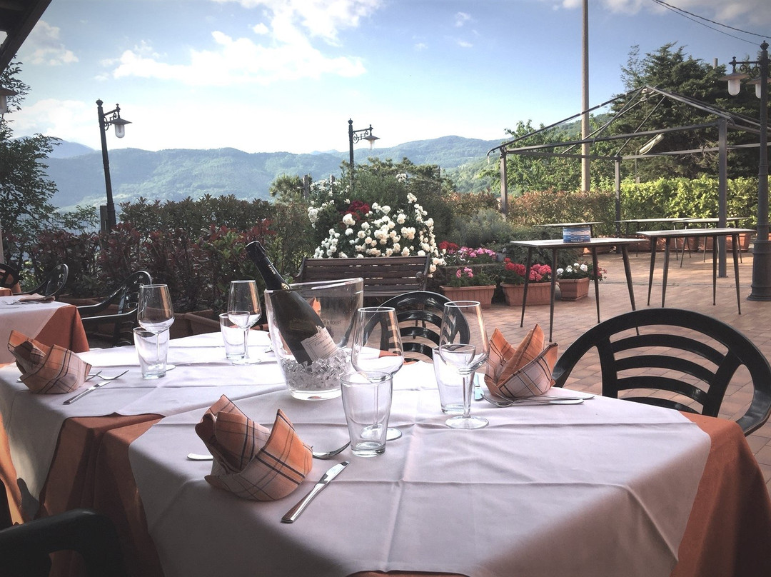 Croce a Uzzo餐馆和美食-Il Signorino