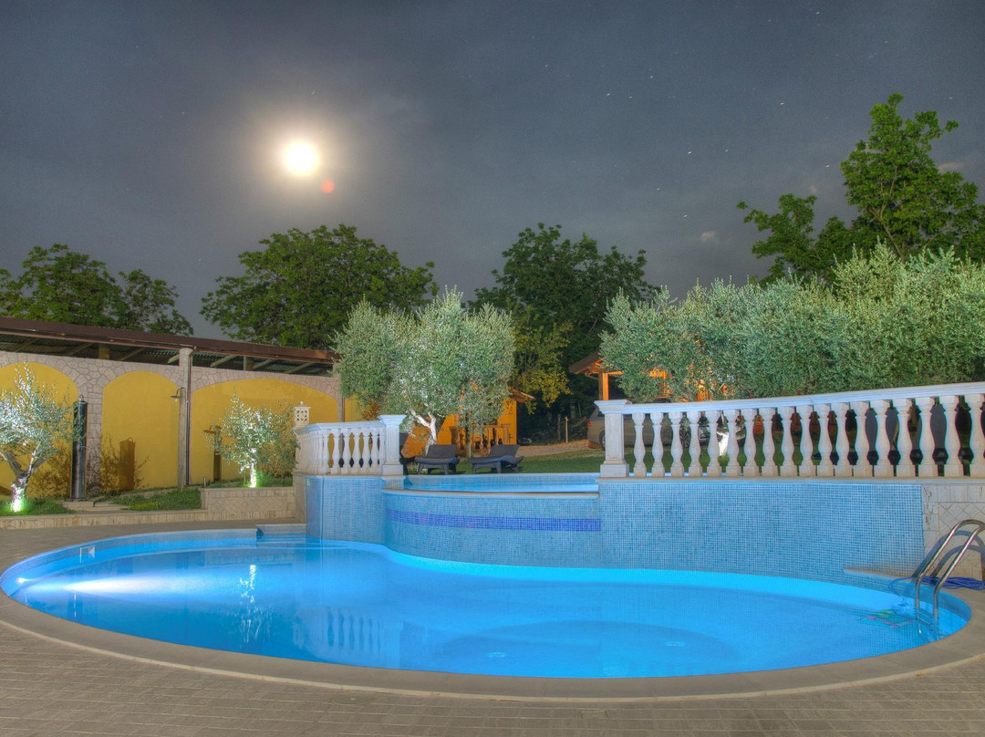 Sant'Angelo In Theodice酒店住宿-Agriturismo La Selva B&B