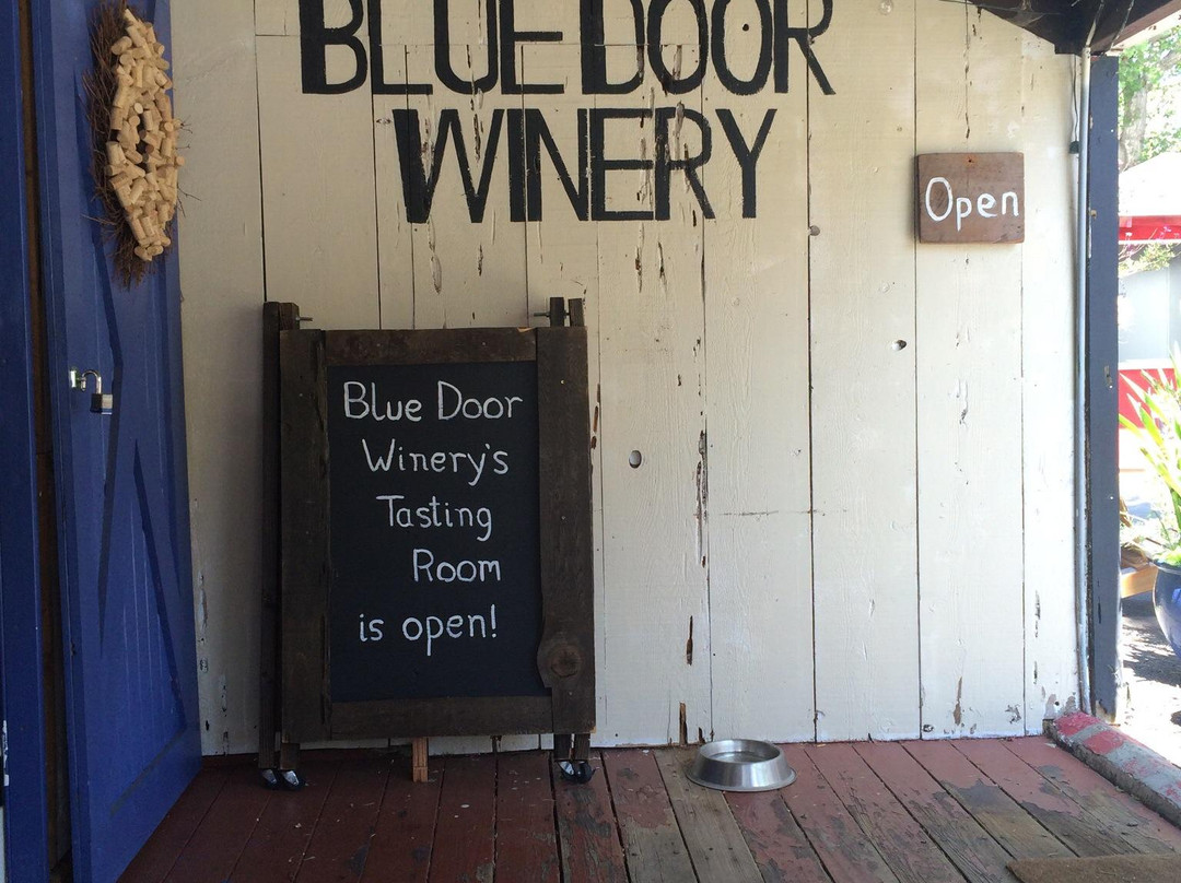 Blue Door Winery景点图片