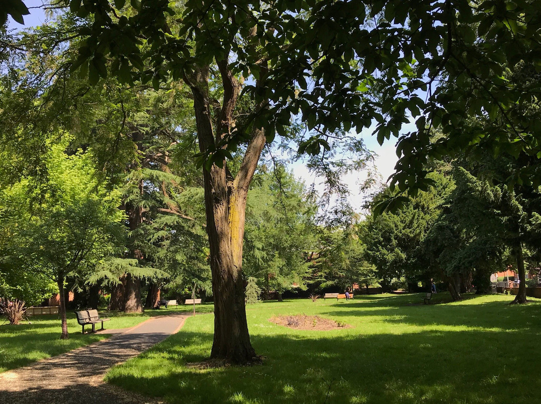 Firs Gardens-埃文河畔斯特拉特福必去景点