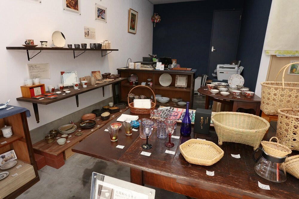 Gallery & Shop Seikyodo