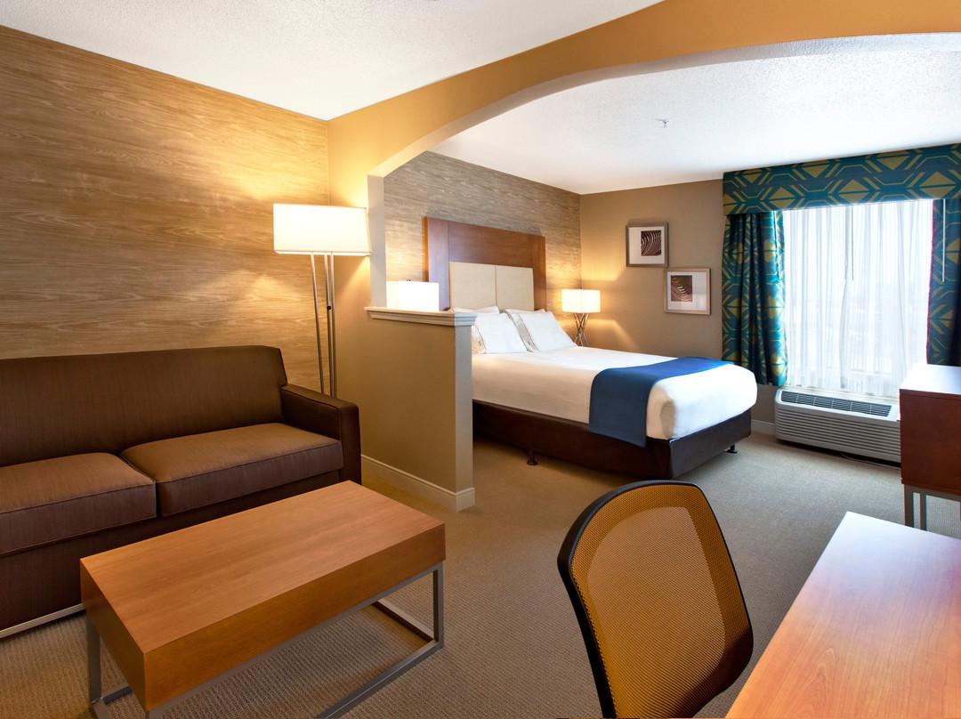Holiday Inn & Suites Spring - The Woodlands Area By IHG主图