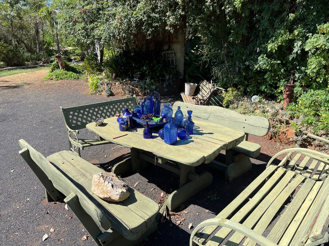 Alladins Cave Bottle House-达博必去景点